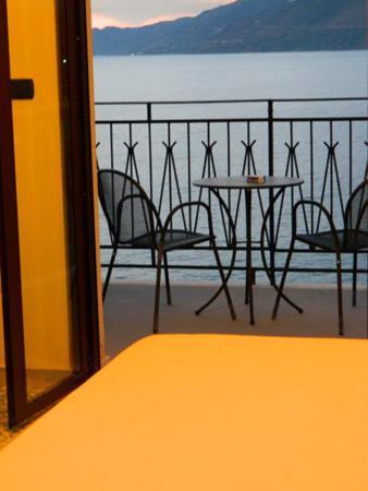 Hotel パリヌロ エクステリア 写真