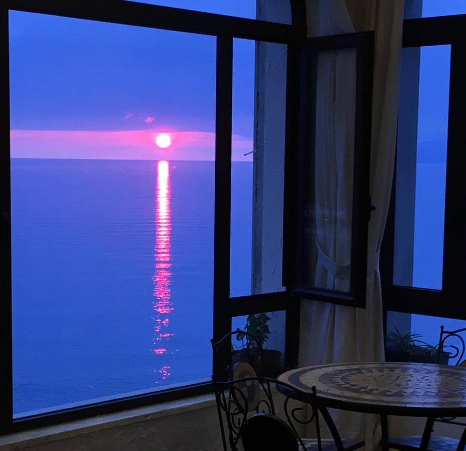 Hotel パリヌロ エクステリア 写真