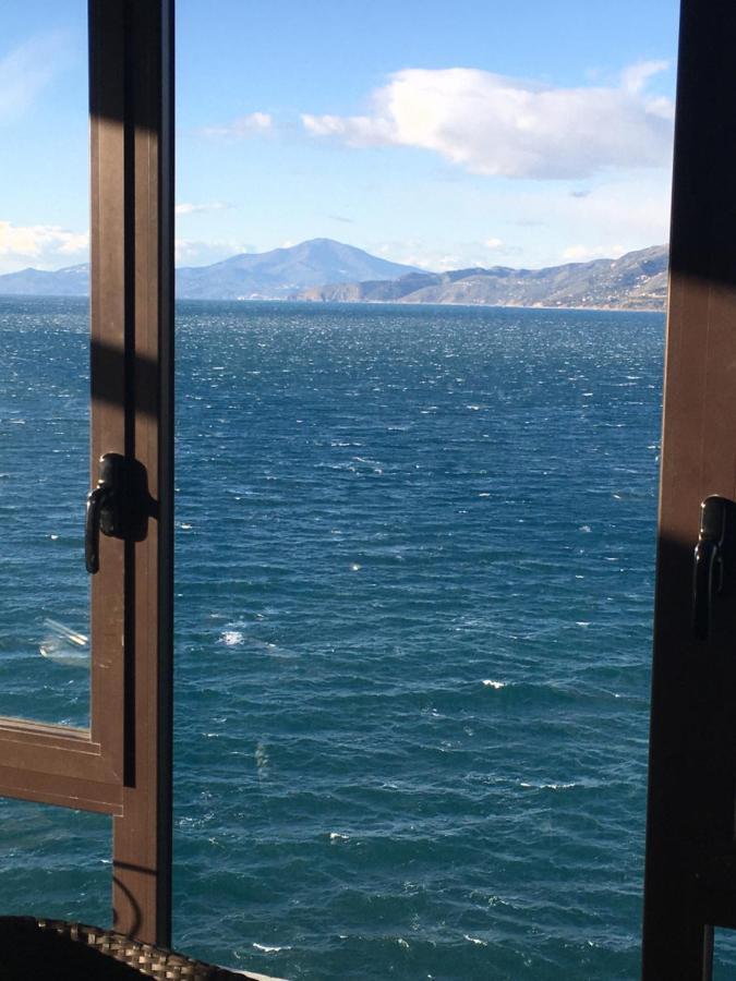 Hotel パリヌロ エクステリア 写真